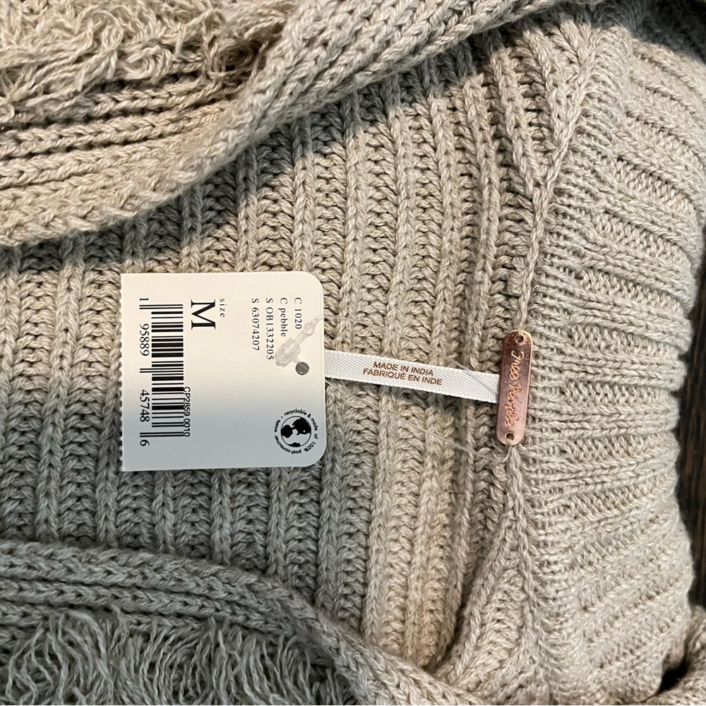 NWT Free People V-Neck Sweater - Picture 8 of 11